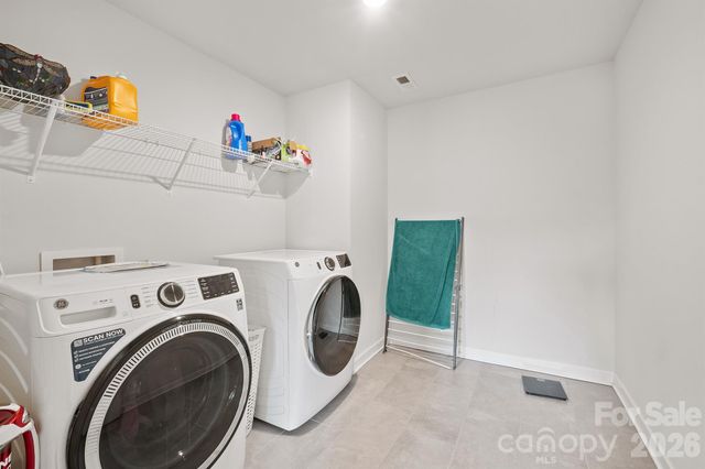 13022 KENWORTH Road, Charlotte, NC 28278