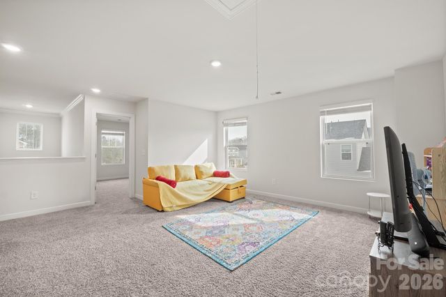 13022 KENWORTH Road, Charlotte, NC 28278