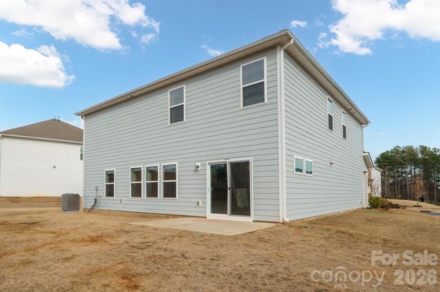 13022 KENWORTH Road, Charlotte, NC 28278