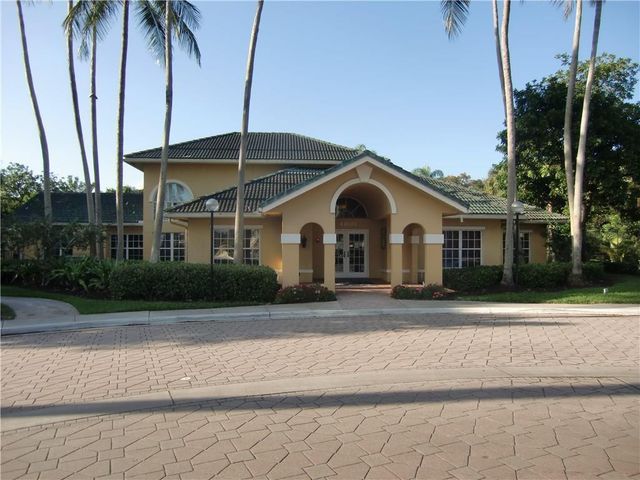 4045 Mcnab Road 201 G, Pompano Beach, FL 33069