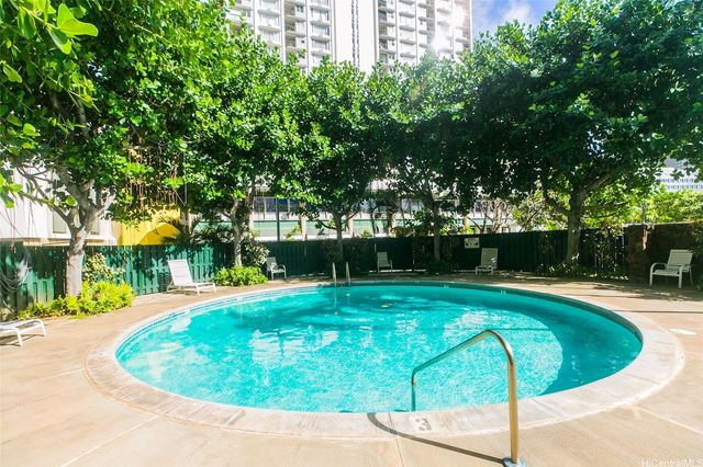750 Amana Street 1612, Honolulu, HI 96814