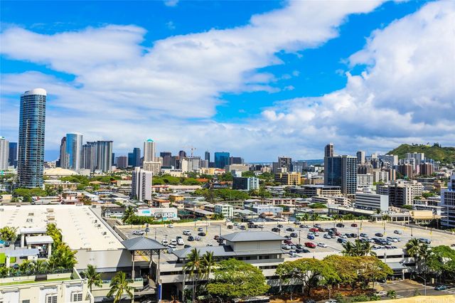 750 Amana Street 1612, Honolulu, HI 96814