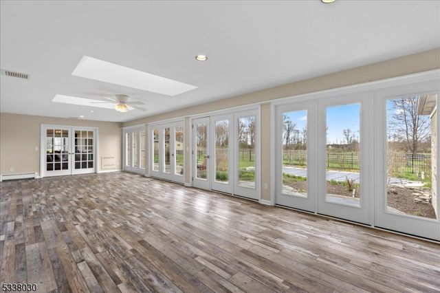 94 Brookville Hollow Rd, Delaware Twp., NJ 08559