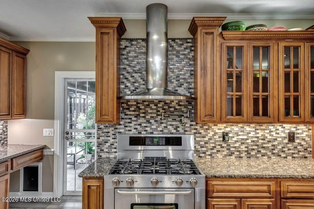 1016 Meadowbrook Road, Jackson, MS 39206