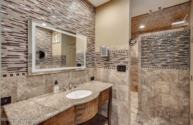1016 Meadowbrook Road, Jackson, MS 39206