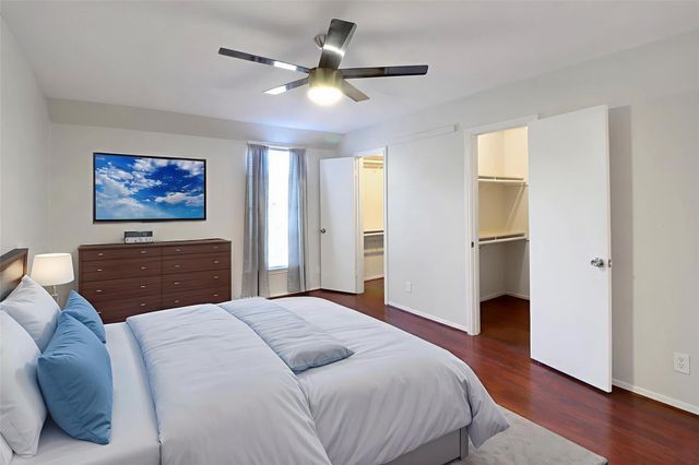 11550 Chimney Rock Road 205, Houston, TX 77035