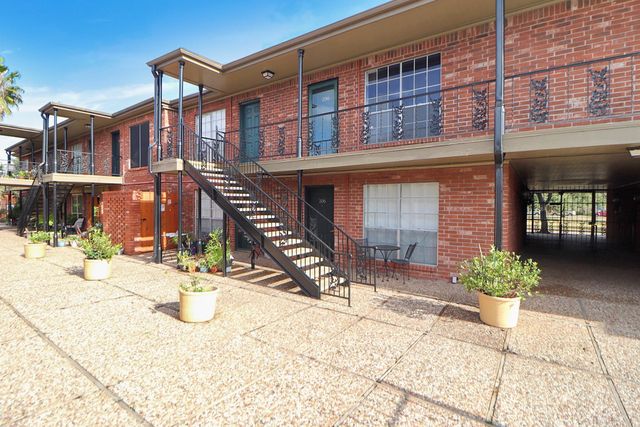 11550 Chimney Rock Road 205, Houston, TX 77035