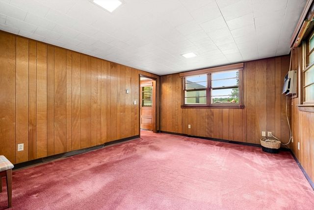 12 Raylen Ave, Peabody, MA 01960