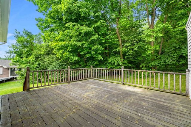12 Raylen Ave, Peabody, MA 01960