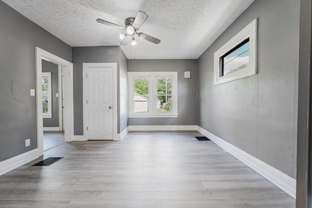 176 S Terrace Avenue, Columbus, OH 43204
