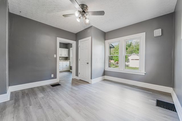 176 S Terrace Avenue, Columbus, OH 43204