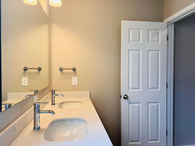 7101 Unitas Loop, Powell, OH 43065