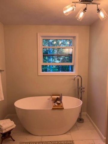 45 Blossom Road, Windham, NH 03087
