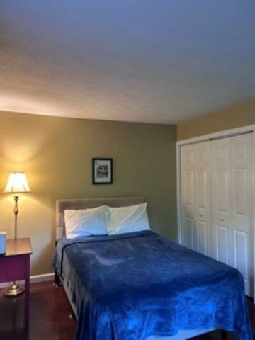45 Blossom Road, Windham, NH 03087
