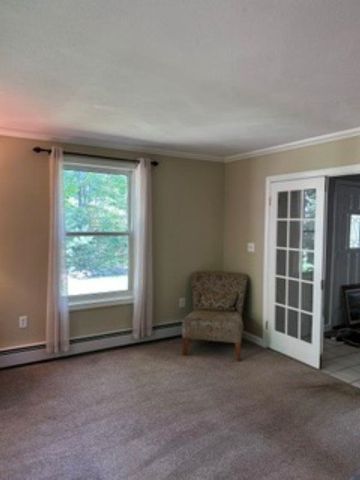 45 Blossom Road, Windham, NH 03087