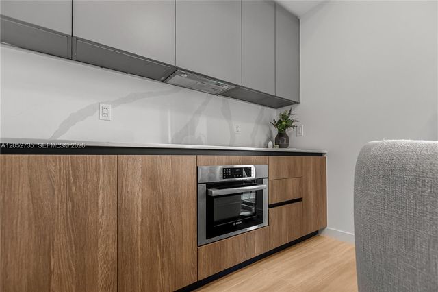 580 72nd Street 1005, Miami Beach, FL 33141