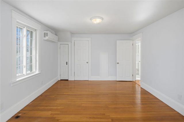 21 Earlham Way, Warwick, RI 02886