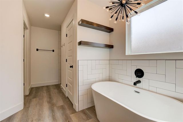 7329 NW 159th Terrace, Edmond, OK 73013