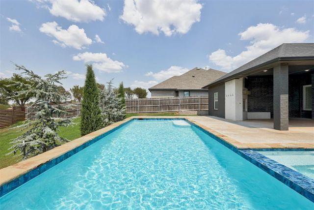 7329 NW 159th Terrace, Edmond, OK 73013