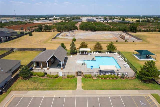 7329 NW 159th Terrace, Edmond, OK 73013