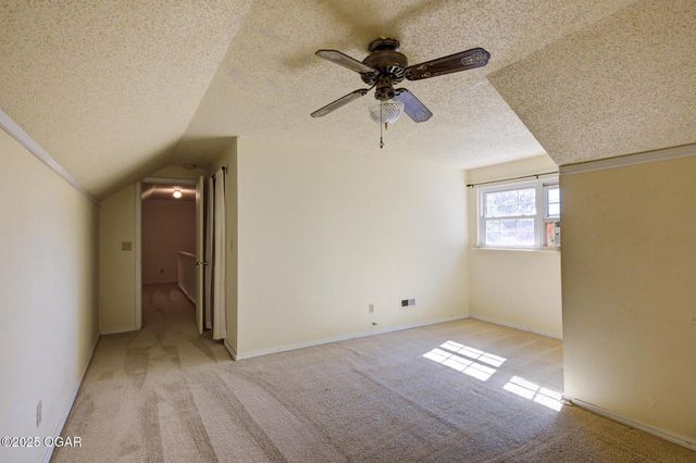 1830 S Maple Street, Carthage, MO 64836