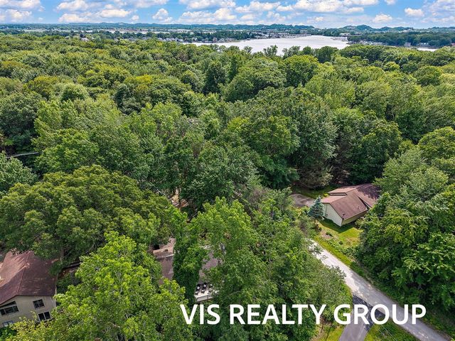 17501 W Spring Lake Road, Spring Lake, MI 49456