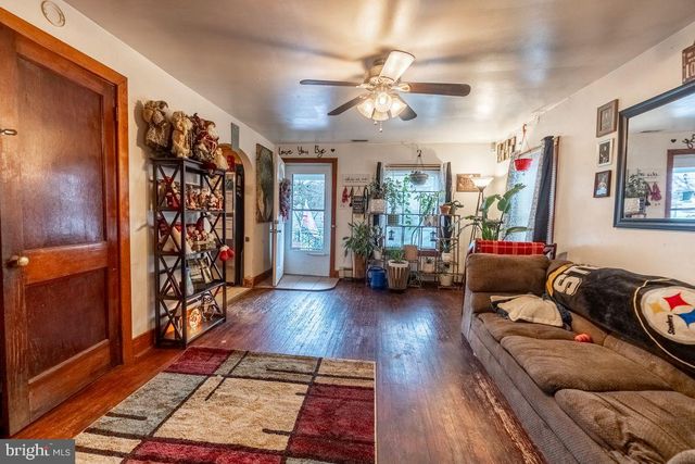 62 MCKINLEY AVE, Hanover, PA 17331