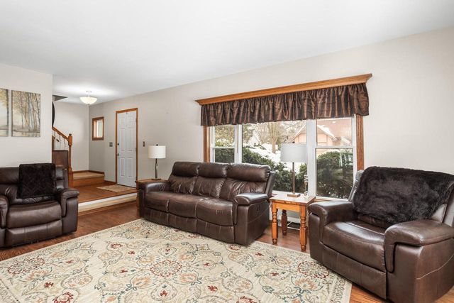 N60W23727 Butternut LANE, Sussex, WI 53089