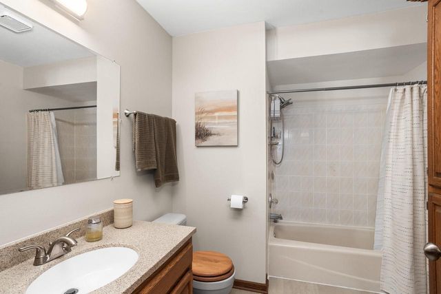 N60W23727 Butternut LANE, Sussex, WI 53089