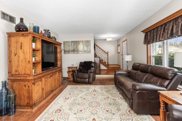 N60W23727 Butternut LANE, Sussex, WI 53089