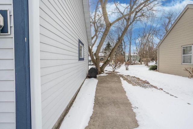 N60W23727 Butternut LANE, Sussex, WI 53089