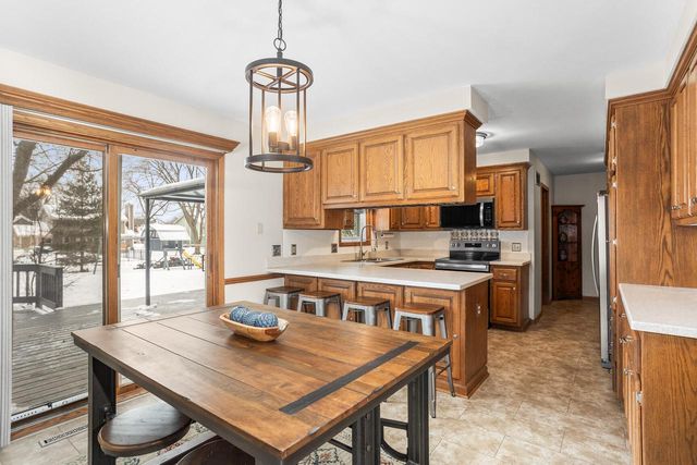 N60W23727 Butternut LANE, Sussex, WI 53089