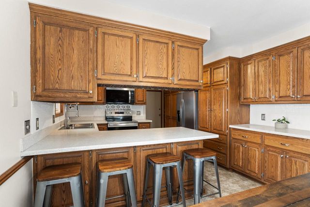 N60W23727 Butternut LANE, Sussex, WI 53089