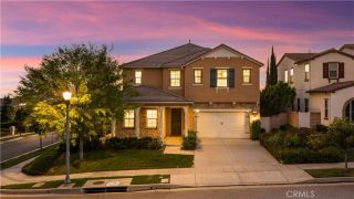 702 E Lemon Swirl, Azusa, CA 91702