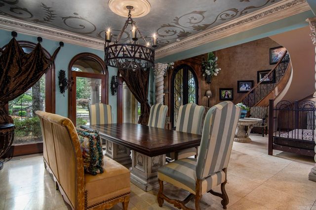 15 Spring Valley Lane, Little Rock, AR 72223