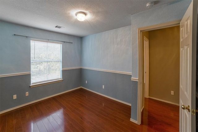 2812 Greenlee DR, Leander, TX 78641