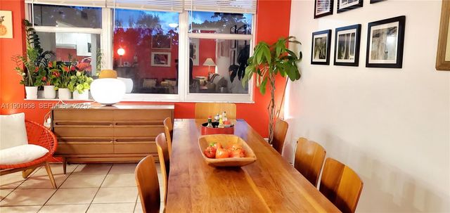 17890 W Dixie Hwy 515, North Miami Beach, FL 33160