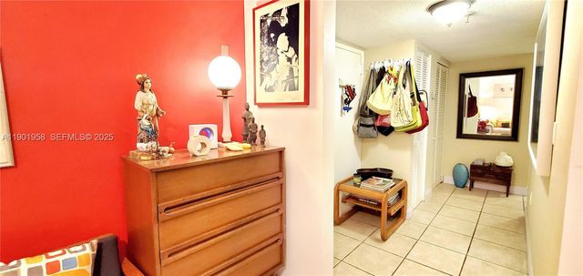 17890 W Dixie Hwy 515, North Miami Beach, FL 33160