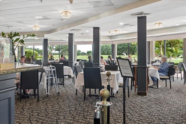 800 S Hollybrook Drive 205, Pembroke Pines, FL 33025