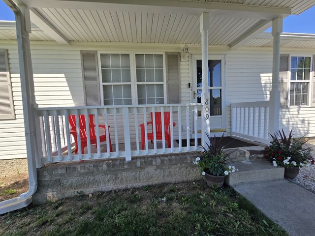 809 Stableford Rd, Oak Grove, KY 42262