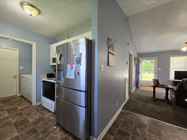 809 Stableford Rd, Oak Grove, KY 42262