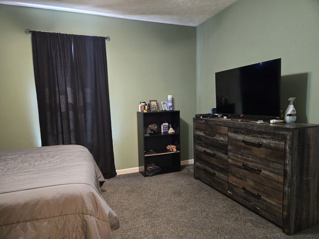 809 Stableford Rd, Oak Grove, KY 42262