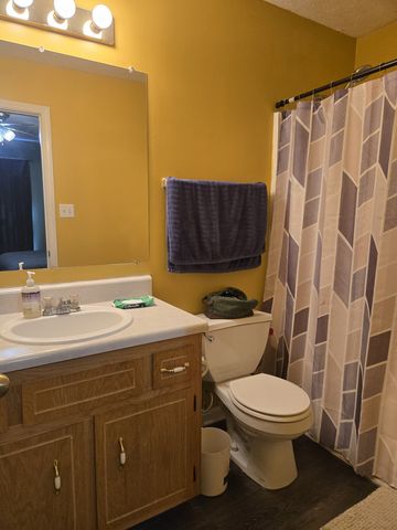 809 Stableford Rd, Oak Grove, KY 42262