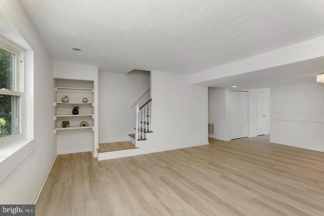 1132 JAMES MADISON CIR, Fredericksburg, VA 22405