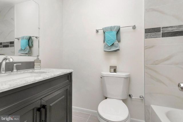 1132 JAMES MADISON CIR, Fredericksburg, VA 22405