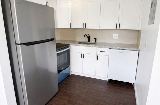 3081 NW 47th Terrace 107, Lauderdale Lakes, FL 33313