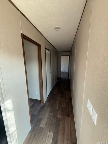 1390 Rendon, Poteet, TX 78065