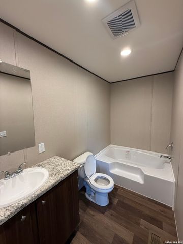 1390 Rendon, Poteet, TX 78065