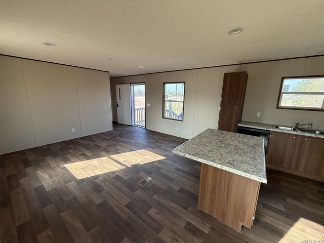 1390 Rendon, Poteet, TX 78065