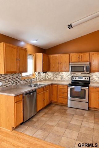 1871 Kennedy Drive, Lincoln, NE 68521